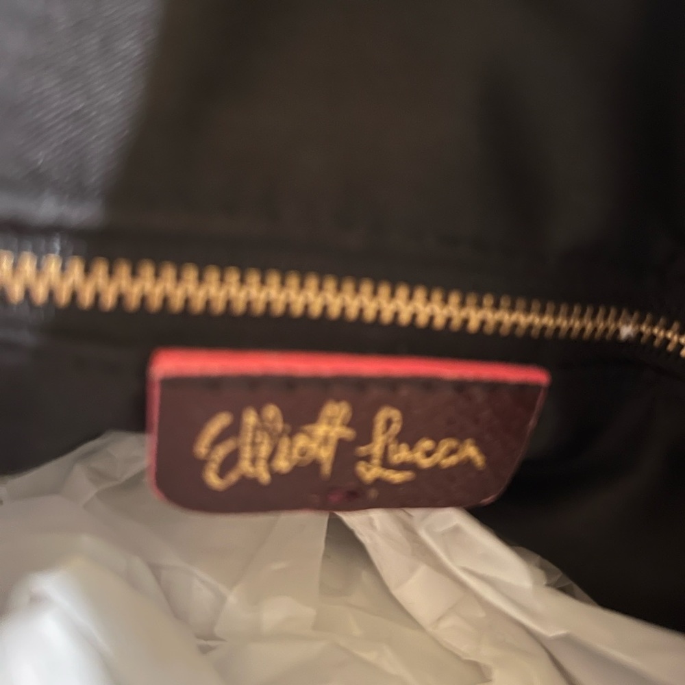Eliott Lucca purse